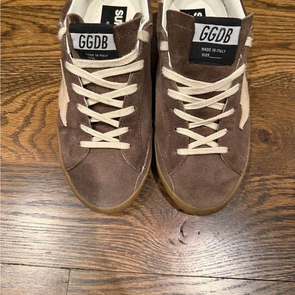 Golden Goose Brown and Gold Sneakers - Picture 7 of 7